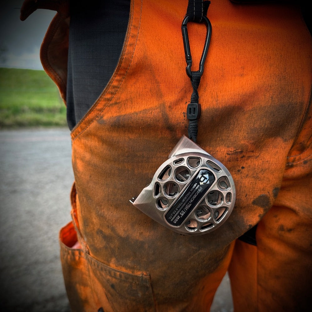 THE OUTLAW Measuring Tape 7.5m